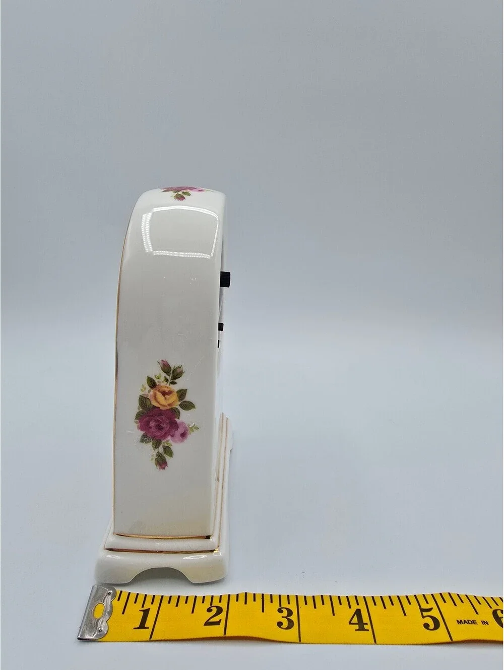 Vintage Howard Miller Floral Ceramic Mantel Clock with Gold Trim